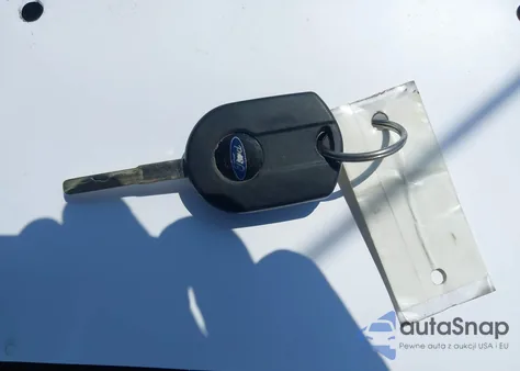 2019 Ford Transit T-250 z USA, uszkodzony, nr VIN 1FTYR1YM8KKA64896